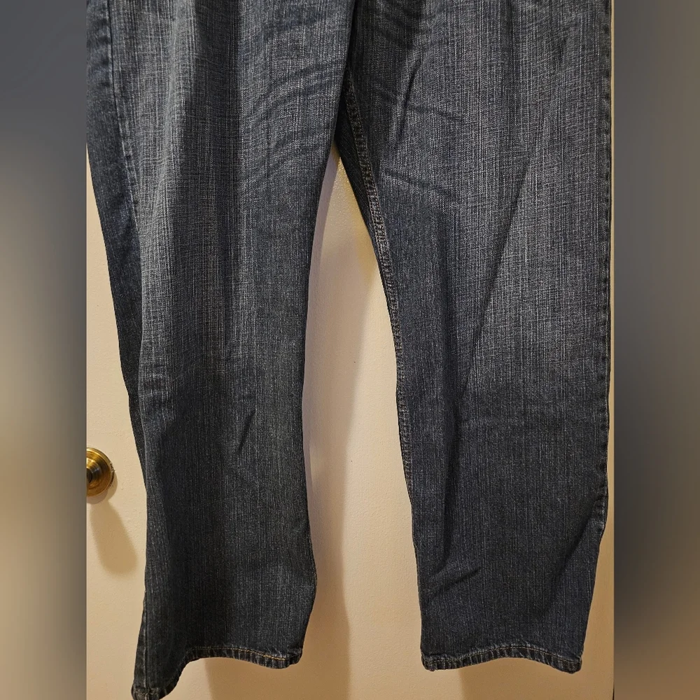Levis pre loved